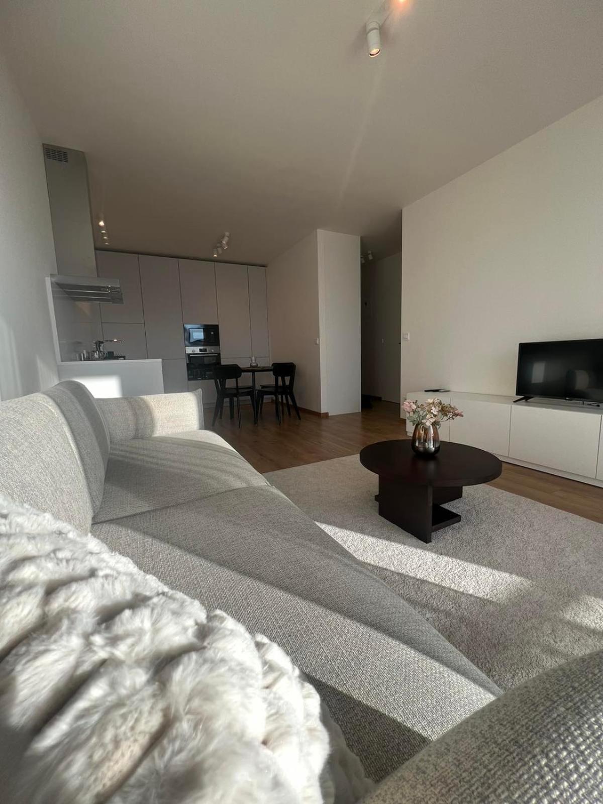 Apartman Iman With Privat Garage Parking Free Leilighet Košice Eksteriør bilde